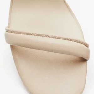 Square Essential Fly korsat högklackad sandal i nappaleder